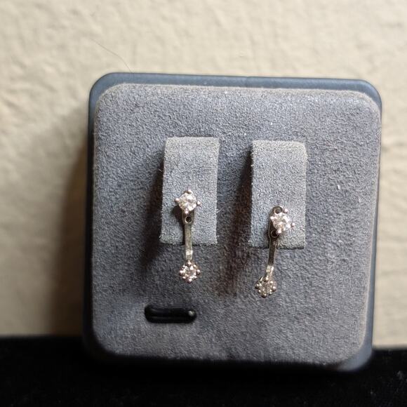 925 Sterling Silver Two Earrings in One CZ Stud W/ Attachment - Picture 1 of 7